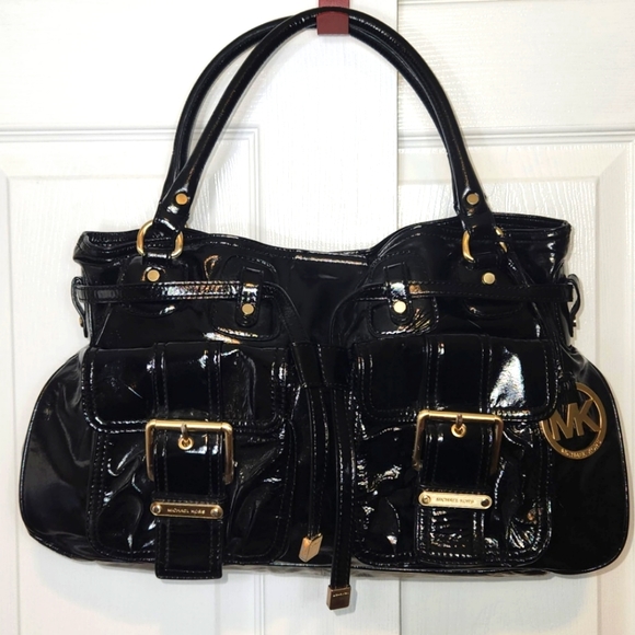 MICHAEL KORS BLACK PATENT LEATHER - Picture 2 of 16